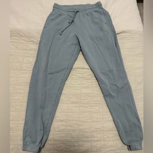 Aritzia Cozy AF sweatpants